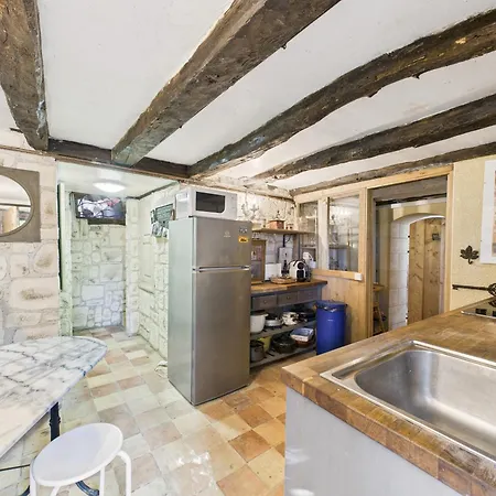 Jolie Maison Avec Piscine Et Jardin Au Calme بيت للعطل