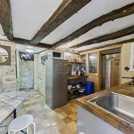 بيت للعطل Jolie Maison Avec Piscine Et Jardin Au Calme *
